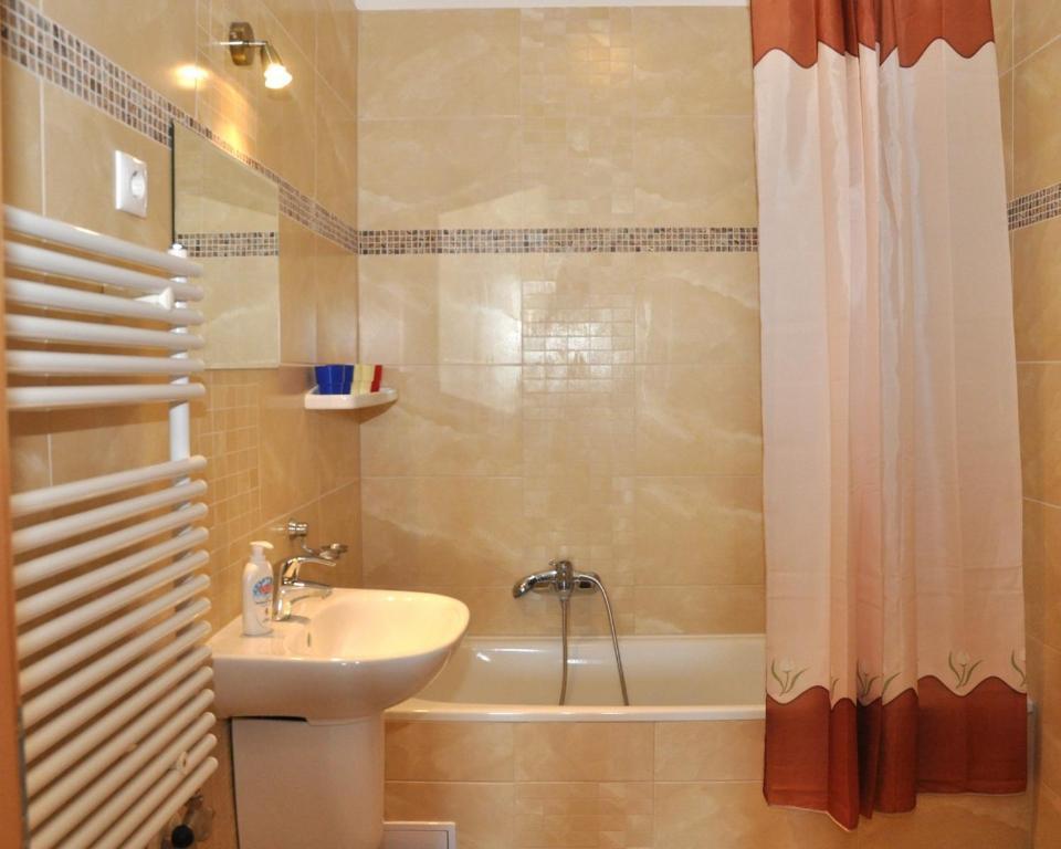 Tisza Palota Apartmanok Σέγκεντ Δωμάτιο φωτογραφία