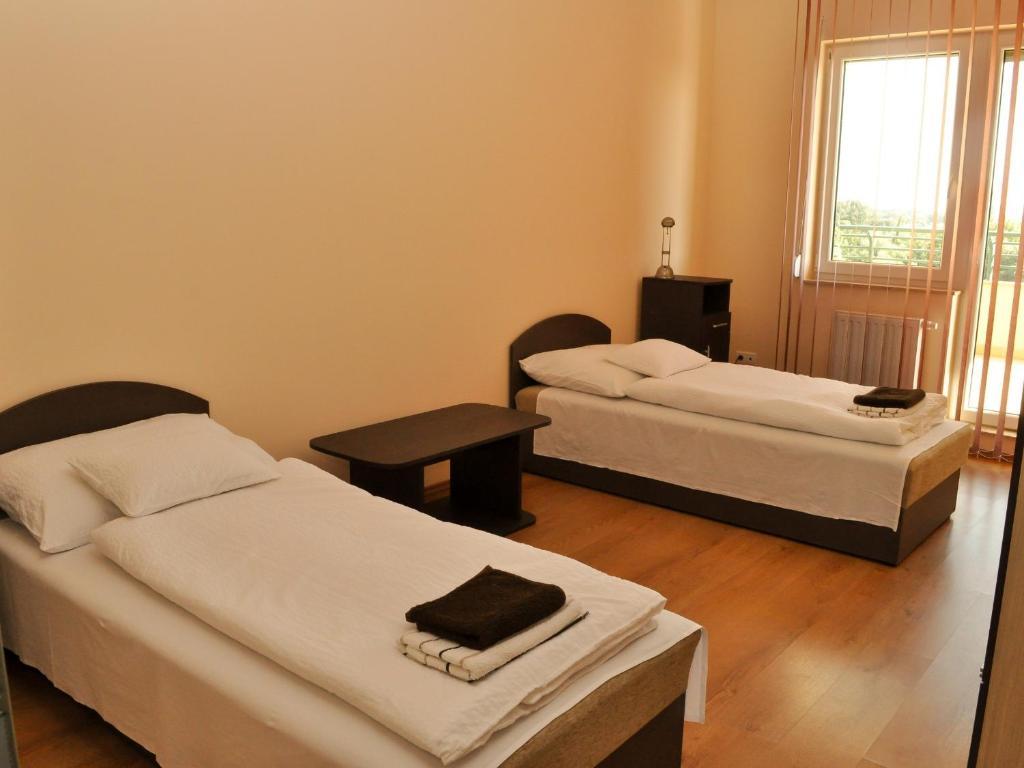 Tisza Palota Apartmanok Σέγκεντ Δωμάτιο φωτογραφία